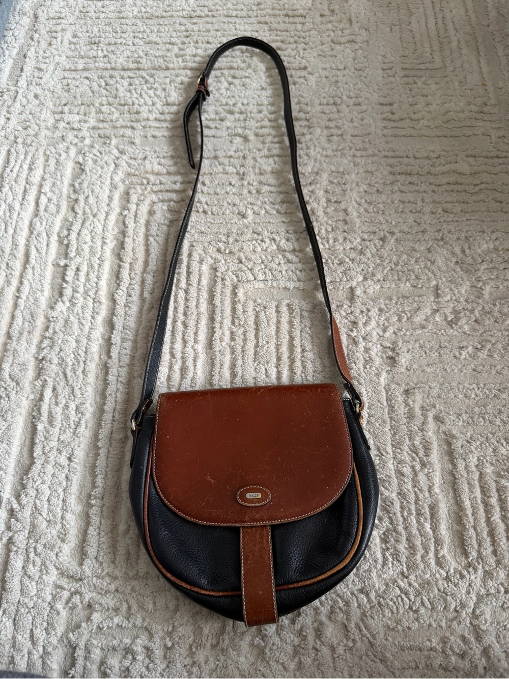 vintage Bally two-tone brown black leather saddle crossbody bag